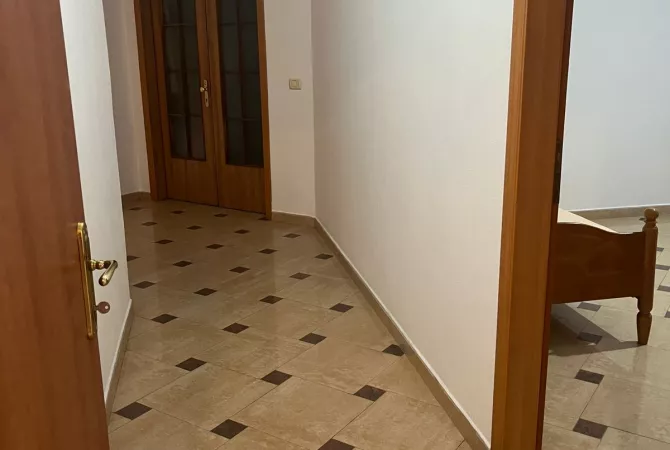 Casa in affitto 2+1 a Tirana - 600 Euro