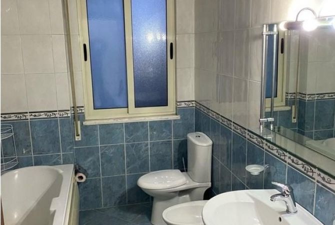 Shtepi me qera 1+1 ne Tirane - 550 Euro