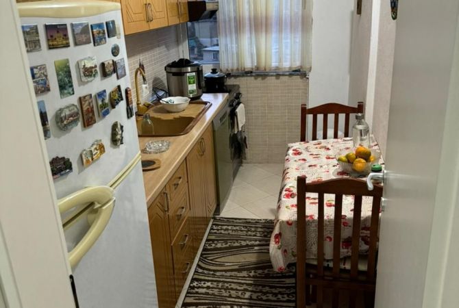 Shtepi me qera 1+1 ne Tirane - 42,000 Leke