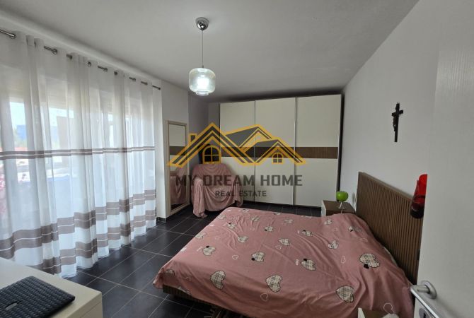Shtepi ne shitje Apartament ne Durres, 2+1, Mobilimi E mobiluar, Pagesa 115,000  Euro.