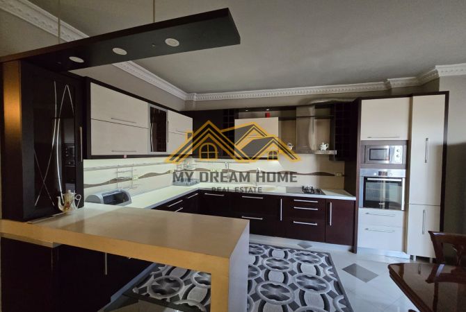 Shtepi ne shitje Apartament ne Durres, 3+1, Mobilimi E mobiluar, Pagesa 165,000  Euro.