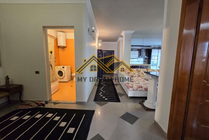 Shtepi ne shitje Apartament ne Durres, 3+1, Mobilimi E mobiluar, Pagesa 165,000  Euro.