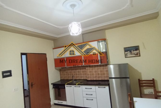 Shtepi me qera 1+1 ne Durres - 300 Euro