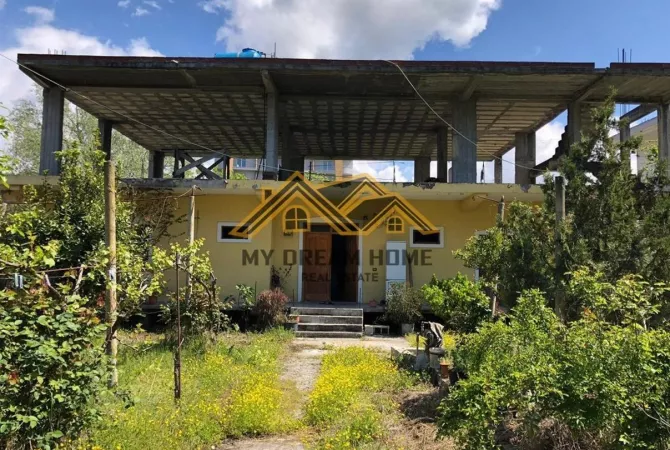 Shtepi ne shitje Shtepi Private ne Durres, 3+1, Mobilimi E mobiluar, Pagesa 240,000  Euro.