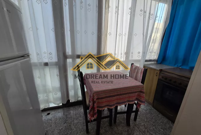 Shtepi ne shitje Apartament ne Durres, 1+1, Mobilimi Pjeserisht e mobiluar, Pagesa 70,000  Euro.