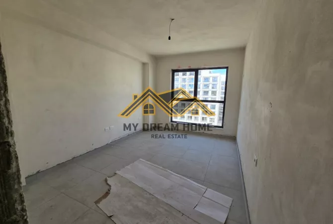 Shtepi ne shitje Apartament ne Durres, 1+1, Mobilimi Bosh, pa mobiluar, Pagesa 88,000  Euro.