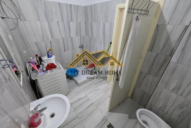 Apartment for sale in Durres 2+1, In Part