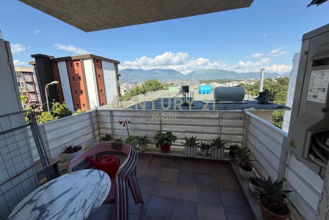 Shtepi ne shitje Apartament ne Tirane, 2+1, Mobilimi E mobiluar, Pagesa 130,000  Euro.