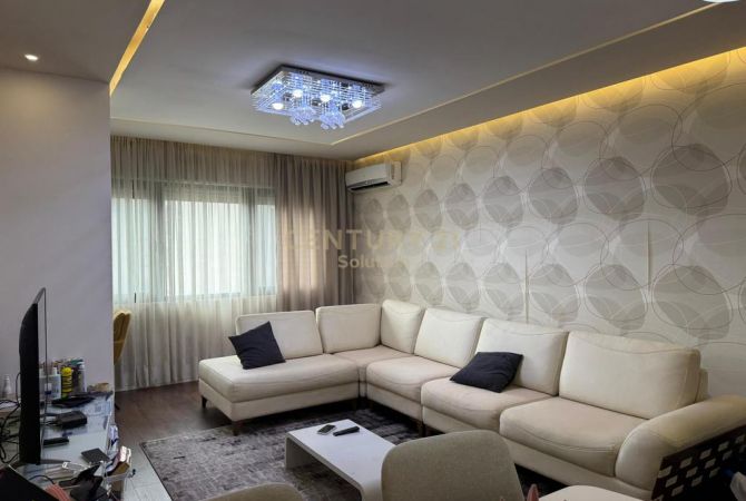 Shtepi ne shitje 2+1 ne Tirane - 170,000 Euro