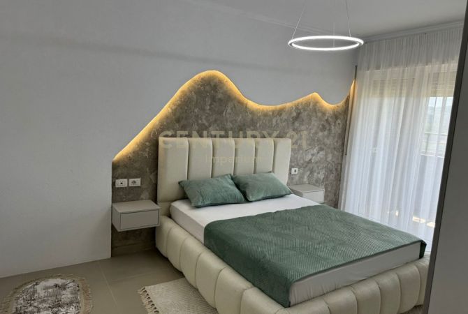 Shtepi ne shitje Apartament ne Tirane, 2+1, Mobilimi E mobiluar, Pagesa 163,000  Euro.
