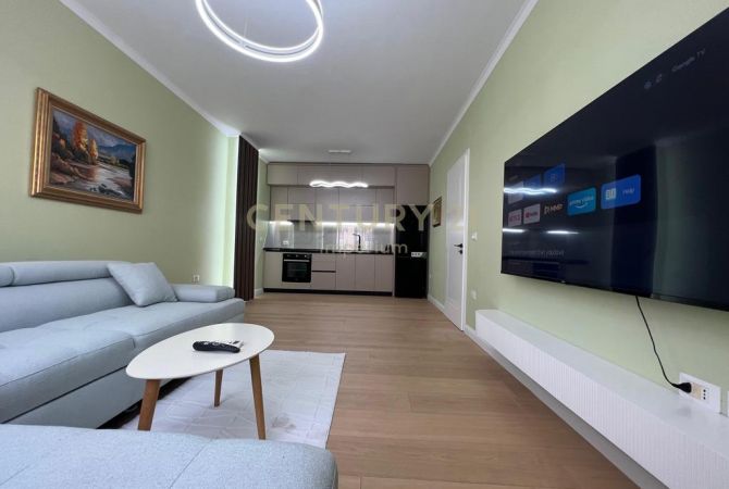 Shtepi ne shitje Apartament ne Tirane, 2+1, Mobilimi E mobiluar, Pagesa 145,000  Euro.