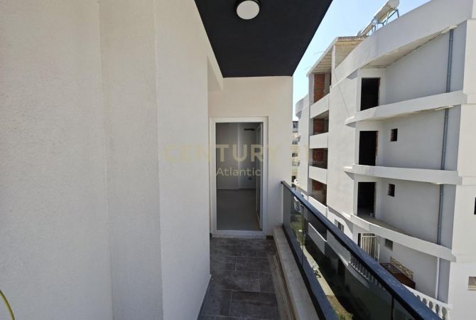 Shtepi ne shitje Apartament ne Durres, 2+1, Mobilimi Bosh, pa mobiluar, Pagesa 113,680  Euro.
