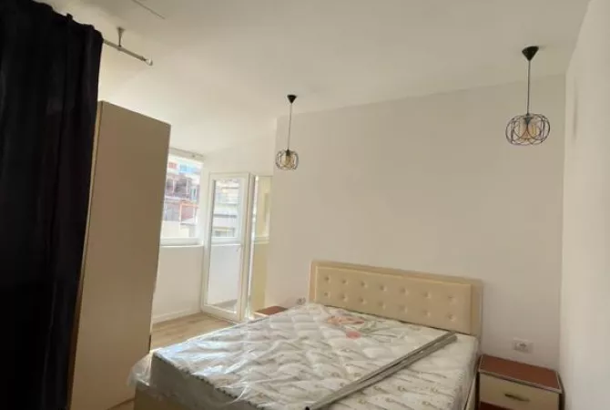 Shtepi me qera 1+1 ne Tirane - 450 Euro