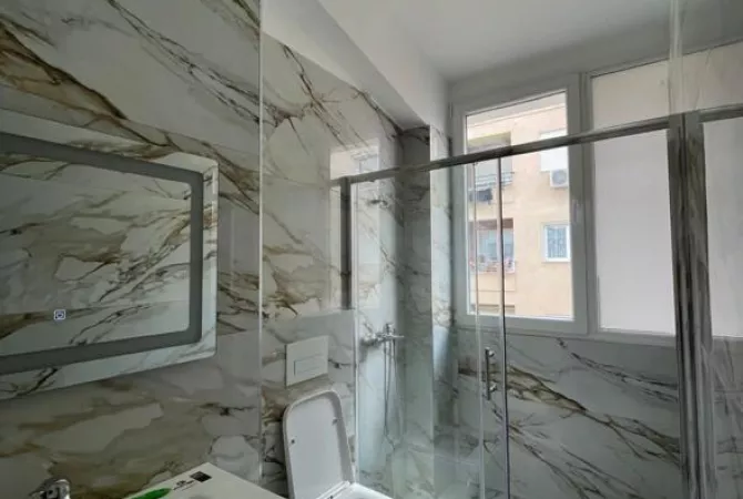 Shtepi me qera 1+1 ne Tirane - 450 Euro
