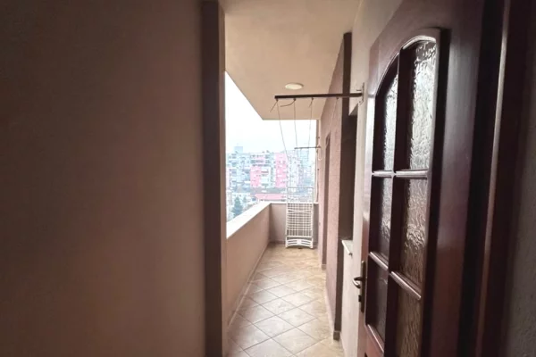 Shtepi me qera Apartament ne Tirane, 1+1, Mobilimi E mobiluar, Pagesa 45,000  Leke.