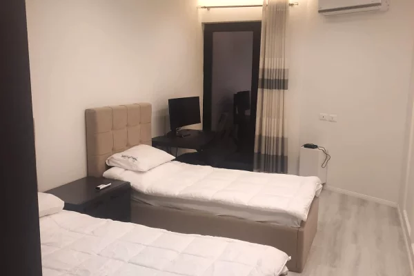 Shtepi me qera Apartament ne Tirane, 2+1, Mobilimi E mobiluar, Pagesa 750  Euro.