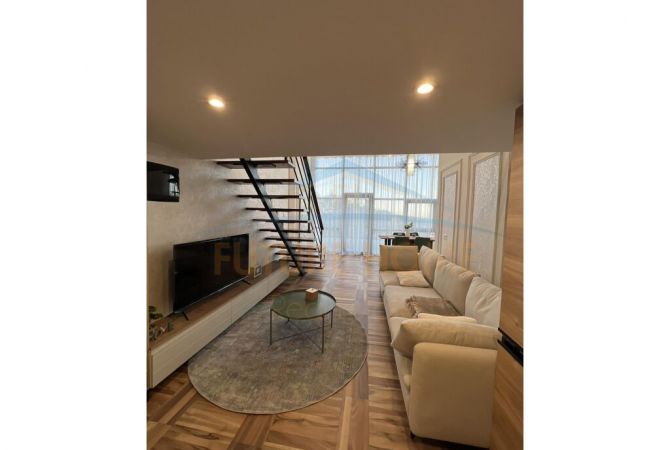 Shtepi me qera Apartament ne Tirane, 1+1, Mobilimi E mobiluar, Pagesa 750  Euro.