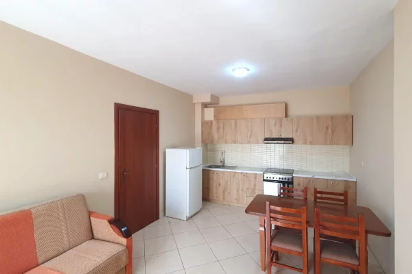 Shtepi me qera 2+1 ne Tirane - 50,000 Leke