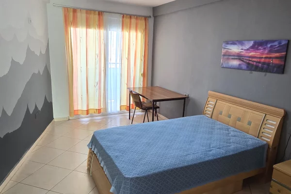 Shtepi me qera Apartament ne Tirane, 2+1, Mobilimi E mobiluar, Pagesa 50,000  Leke.