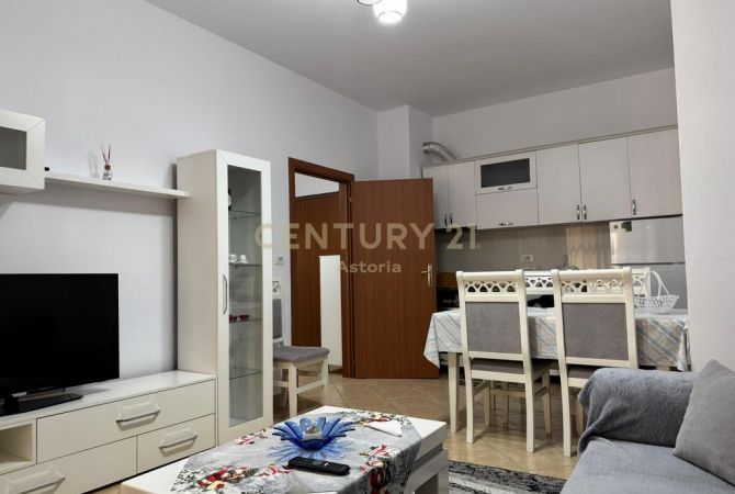 Shtepi me qera 1+1 ne Tirane - 430 Euro