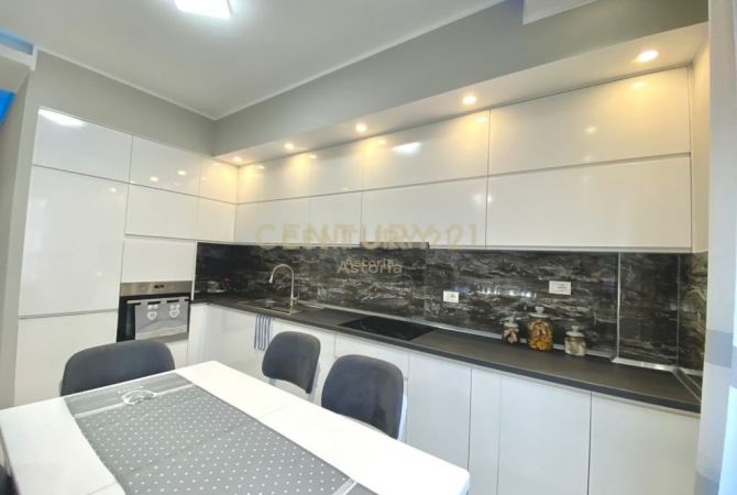 Casa in affitto 2+1 a Tirana - 750 Euro