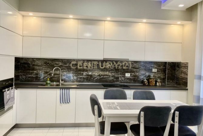 Casa in affitto 2+1 a Tirana - 750 Euro