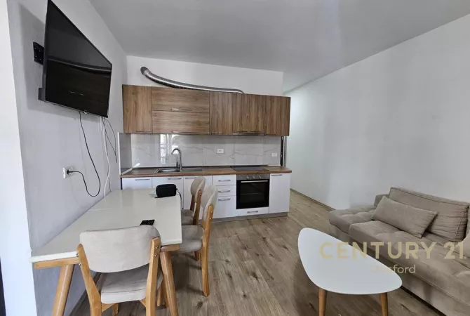 Shtepi me qera 2+1 ne Tirane - 600 Euro