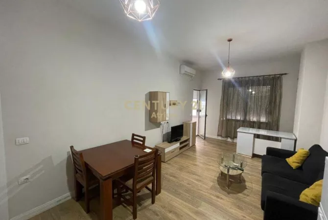 Shtepi me qera 1+1 ne Tirane - 400 Euro