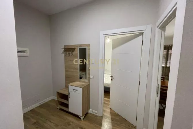 Shtepi me qera 1+1 ne Tirane - 400 Euro