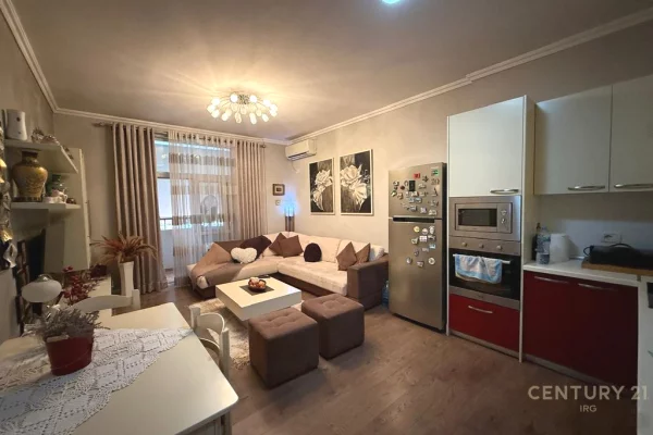 Shtepi ne shitje Apartament ne Tirane, 1+1, Mobilimi E mobiluar, Pagesa 225,000  Euro.