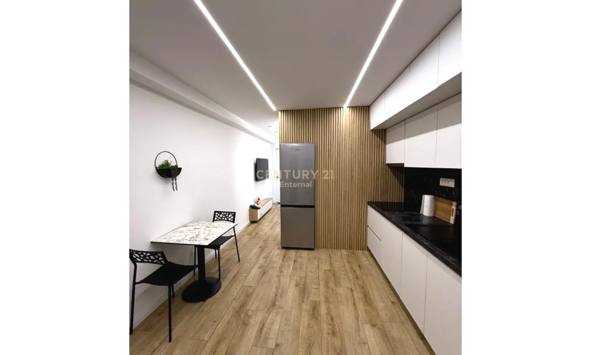 Shtepi me qera Apartament ne Tirane, 1+1, Mobilimi E mobiluar, Pagesa 550  Euro.