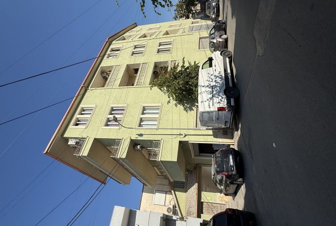 Shtepi me qera 2+1 ne Tirane - 40,000 Leke