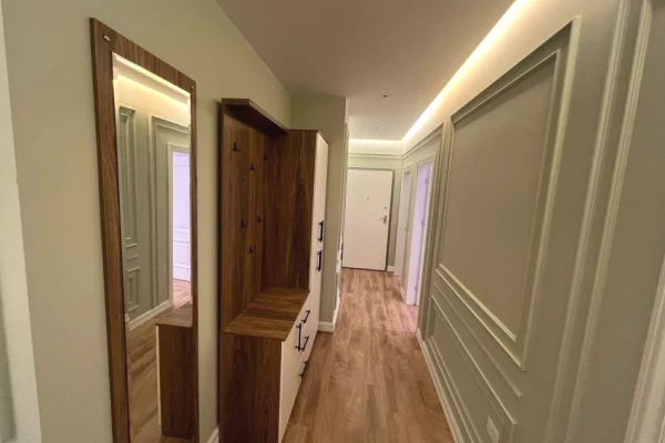 Casa in affitto 3+1 a Tirana - 1,200 Euro