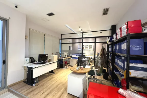 Shtepi me qera 2+1 ne Tirane - 1,000 Euro