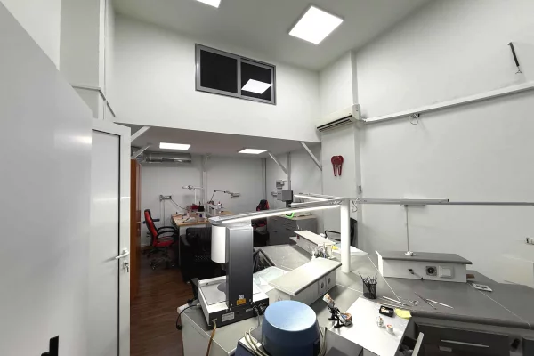 Apartment for sale in Tirana 2+1, Emty