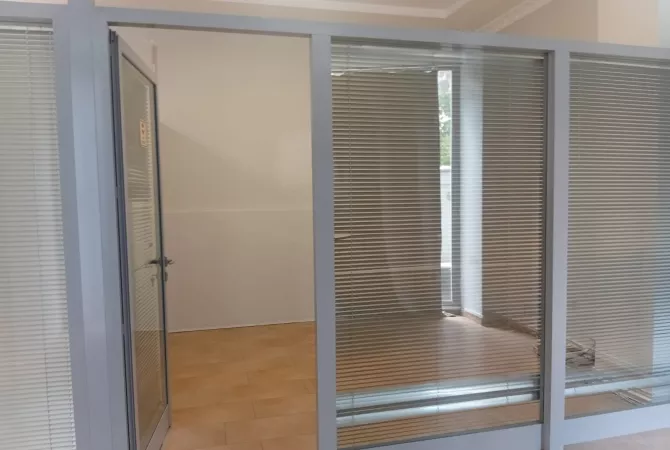 Business Property for Rent 1+1 in Tirana - 800 Euro