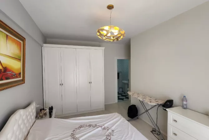 Shtepi me qera Apartament ne Tirane, 2+1, Mobilimi E mobiluar, Pagesa 1,800  Euro.