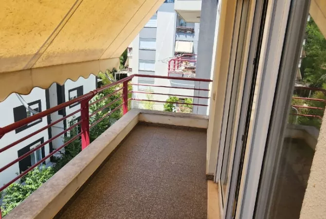 Shtepi me qera Apartament ne Tirane, 2+1, Mobilimi E mobiluar, Pagesa 1,800  Euro.