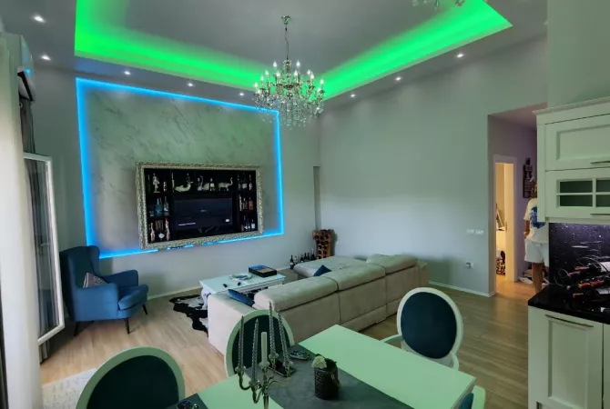 Shtepi me qera Apartament ne Tirane, 2+1, Mobilimi E mobiluar, Pagesa 1,800  Euro.