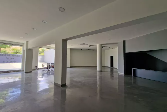 Business Property for Rent 1+1 in Tirana - 2,000 Euro