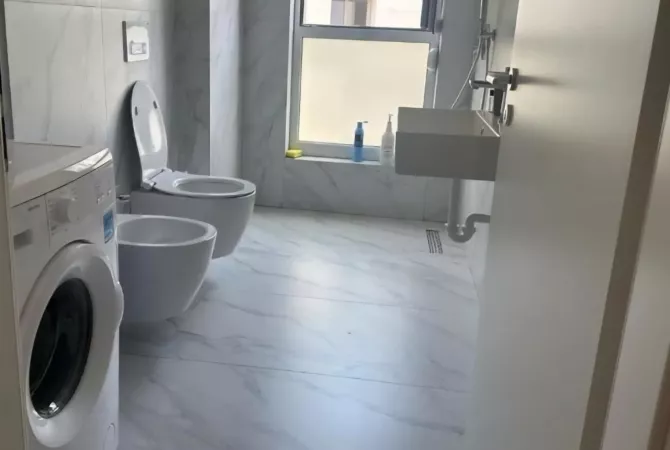 Shtepi me qera Apartament ne Tirane, 1+1, Mobilimi E mobiluar, Pagesa 450  Euro.