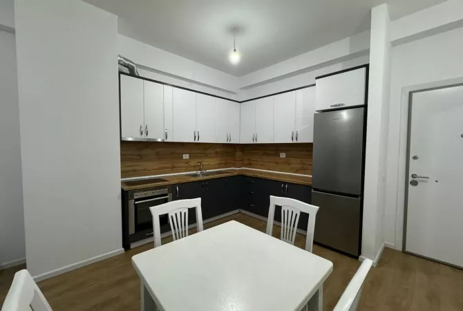 Shtepi ne shitje Apartament ne Tirane, 1+1, Mobilimi E mobiluar, Pagesa 89,500  Euro.
