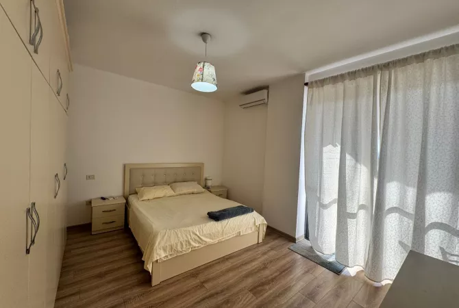 Shtepi me qera 3+1 ne Tirane - 800 Euro