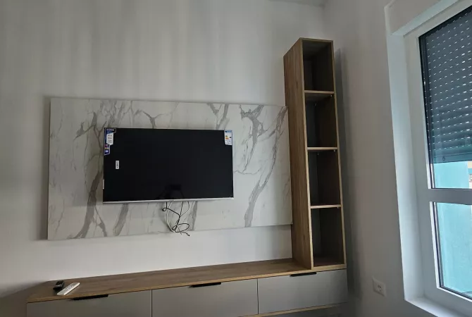 Shtepi me qera 1+1 ne Tirane - 45,000 Leke