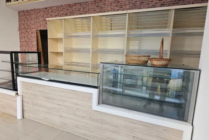 Ambient biznesi me qera 1+1 ne Tirane - 800 Euro
