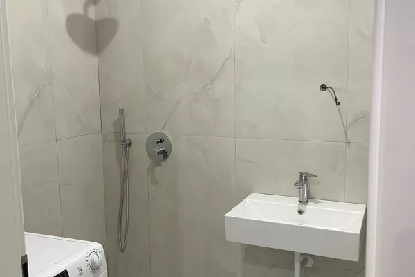 Shtepi me qera Apartament ne Tirane, 1+1, Mobilimi E mobiluar, Pagesa 62,000  Leke.