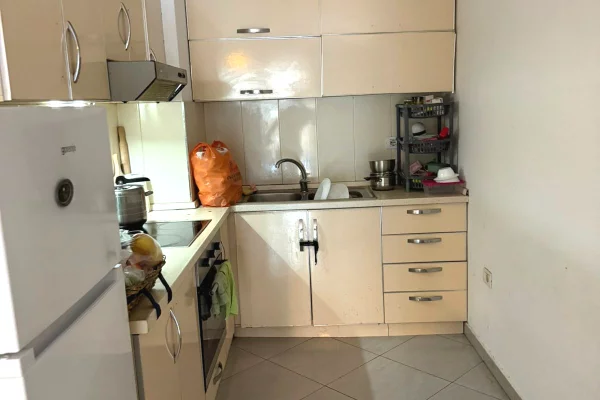 Shtepi ne shitje 2+1 ne Tirane - 155,000 Euro