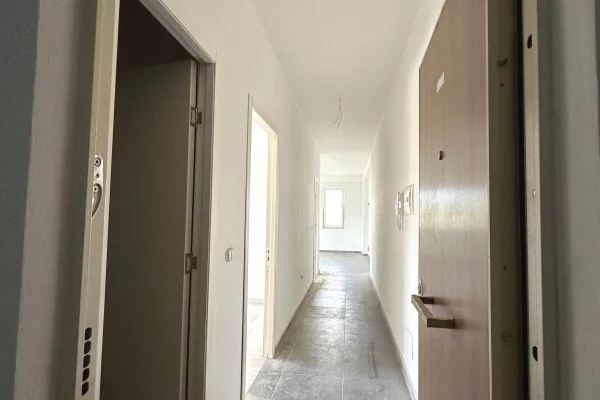 Apartment for sale in Tirana 2+1, Emty