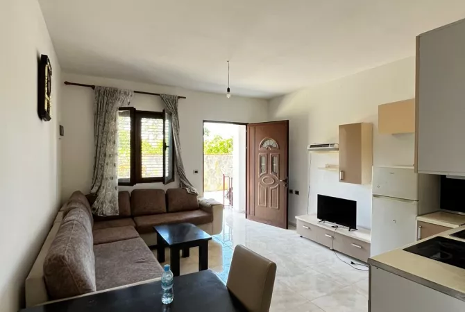Shtepi me qera 1+1 ne Tirane - 300 Euro