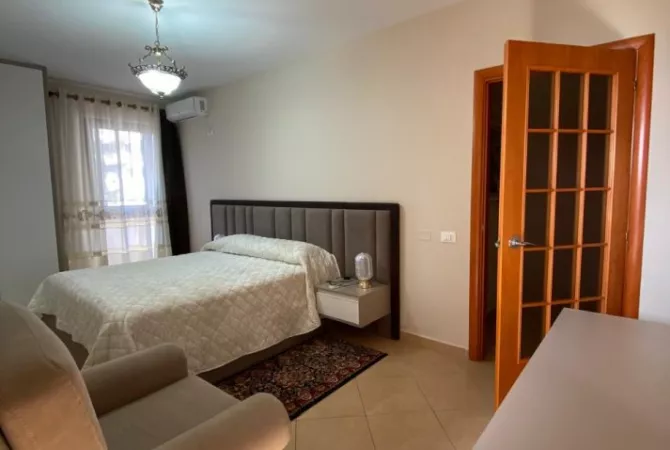 Shtepi me qera 1+1 ne Tirane - 800 Euro